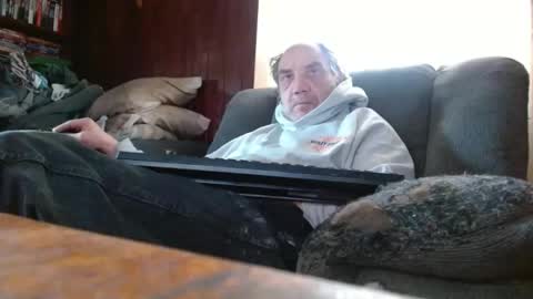 Snapshot of porkingit400 chatting on 02-08-26, 03:04 porkingit400 online show from 02-08-26, 03:04