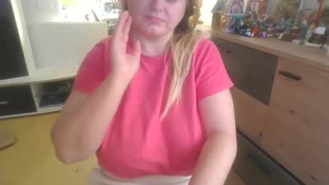 Snapshot of pornbusty chatting on 01-11-26, 08:19 MelissOfficial online show from 01-11-26, 08:19