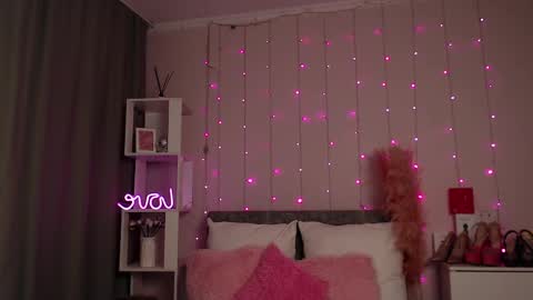 Masha  online show from 06-08-26, 01:28