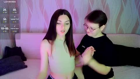 Ana and Tati online show from 09-30-25, 09:31