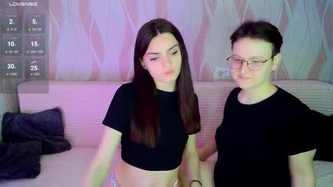 Ana and Tati online show from 10-20-25, 07:36