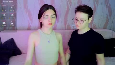 Ana and Tati online show from 10-30-25, 08:31