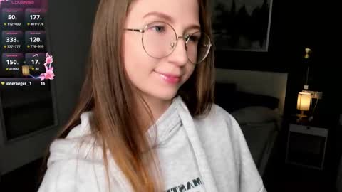 Elizabeth online show from 10-16-25, 07:15