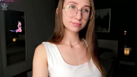 Elizabeth online show from 11-04-25, 07:24