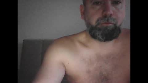 Snapshot of porw23 chatting on 12-15-25, 06:28 porw23 online show from 12-15-25, 06:28