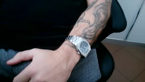 Snapshot of porw23 chatting on 02-06-26, 07:56 porw23 online show from 02-06-26, 07:56