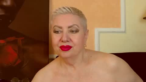 Snapshot of posh_lady chatting on 07-09-26, 09:08 LADY POSH online show from 07-09-26, 09:08