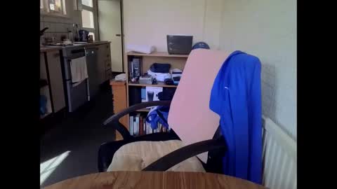 poshman65 online show from 04-22-26, 09:33