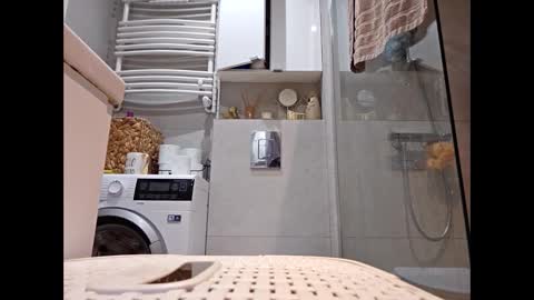 Big Dick online show from 10-15-25, 08:03