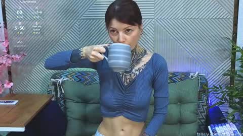 Lola online show from 01-13-26, 05:46