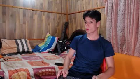 Snapshot of powertwinky chatting on 01-27-25, 05:36 chris independent online show from 01-27-25, 05:36