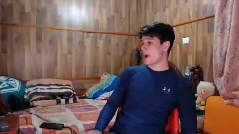 Snapshot of powertwinky chatting on 01-31-25, 05:19 chris independent online show from 01-31-25, 05:19