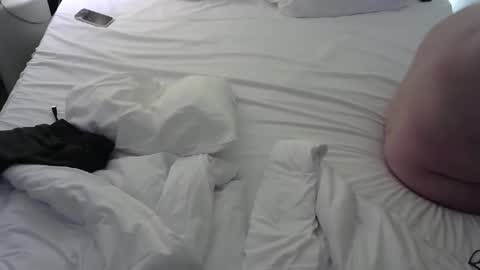 Snapshot of pp_couple chatting on 02-25-25, 06:31 pp_couple online show from 02-25-25, 06:31