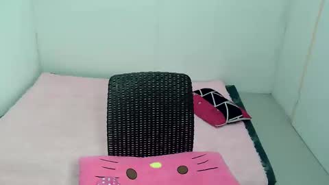 Snapshot of precious_athena chatting on 11-29-25, 10:51 precious_athena online show from 11-29-25, 10:51