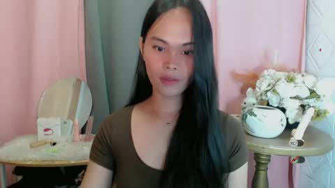 Snapshot of precious_burikatx chatting on 06-27-26, 09:20 Cassie online show from 06-27-26, 09:20