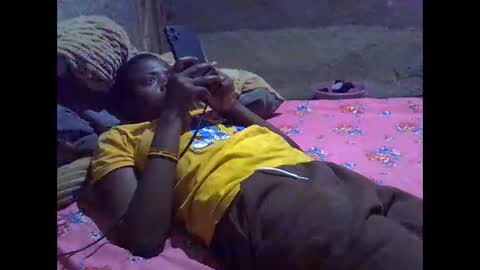 precious_nesh online show from 05-20-26, 05:35