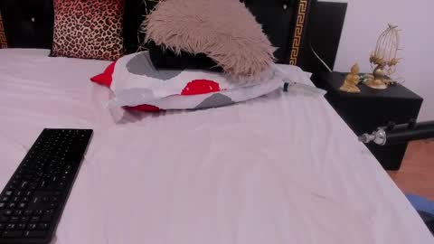 Snapshot of preciousailly chatting on 02-13-25, 11:50 Ailyn online show from 02-13-25, 11:50