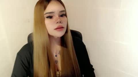 MAXXINE online show from 03-21-26, 10:42