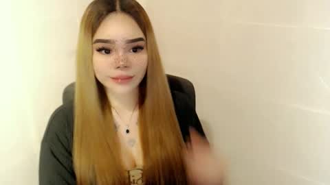 Snapshot of preciousangel69xxx chatting on 04-28-26, 05:45 MAXXINE online show from 04-28-26, 05:45