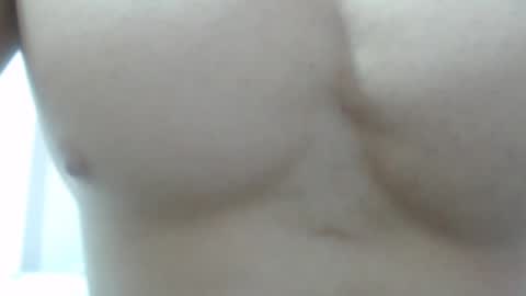 Snapshot of preettyboyx chatting on 12-18-24, 09:29 JUAN online show from 12-18-24, 09:29