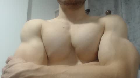 Snapshot of preettyboyx chatting on 12-20-24, 02:19 JUAN online show from 12-20-24, 02:19
