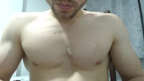 Snapshot of preettyboyx chatting on 01-25-25, 12:48 JUAN online show from 01-25-25, 12:48