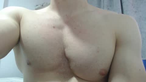 Snapshot of preettyboyx chatting on 02-01-25, 07:55 JUAN online show from 02-01-25, 07:55