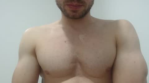 Snapshot of preettyboyx chatting on 02-17-25, 12:21 JUAN online show from 02-17-25, 12:21