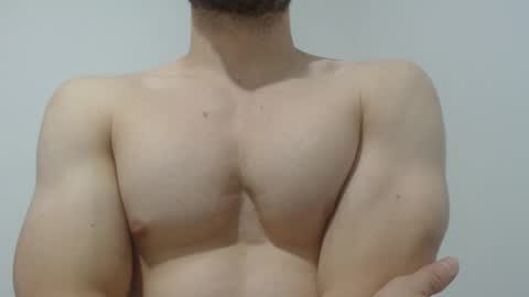 Snapshot of preettyboyx chatting on 02-21-25, 07:32 JUAN online show from 02-21-25, 07:32