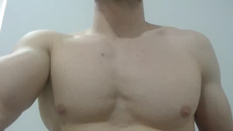 Snapshot of preettyboyx chatting on 02-27-25, 08:31 JUAN online show from 02-27-25, 08:31