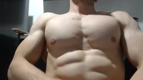 Snapshot of preettyboyx chatting on 10-06-25, 01:25 JUAN online show from 10-06-25, 01:25