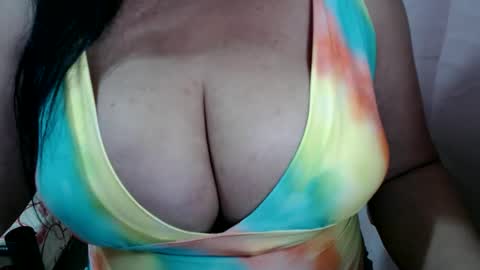 Snapshot of pregnantsinglesugar chatting on 10-09-25, 08:56 WELCOME IM SINGLE PREGNANT REALLY HARD TO BE A SINGLE WITH TWIN SO PLS STOP BEING RUDELIARWASTING TIME. BE CONSIDERATE. TNX online show from 10-09-25, 08:56