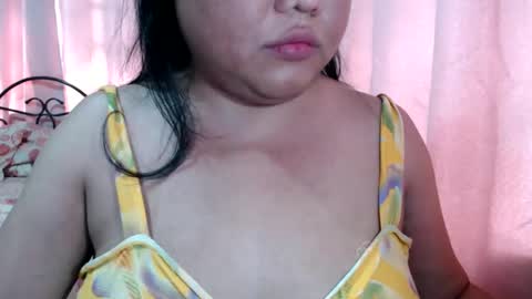 Snapshot of pregnantsinglesugar chatting on 10-18-25, 02:03 WELCOME IM SINGLE PREGNANT REALLY HARD TO BE A SINGLE WITH TWIN SO PLS STOP BEING RUDELIARWASTING TIME. BE CONSIDERATE. TNX online show from 10-18-25, 02:03