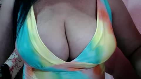 Snapshot of pregnantsinglesugar chatting on 10-19-25, 04:35 WELCOME IM SINGLE PREGNANT REALLY HARD TO BE A SINGLE WITH TWIN SO PLS STOP BEING RUDELIARWASTING TIME. BE CONSIDERATE. TNX online show from 10-19-25, 04:35