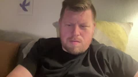 Snapshot of premiumg chatting on 03-06-25, 09:31 premiumg online show from 03-06-25, 09:31