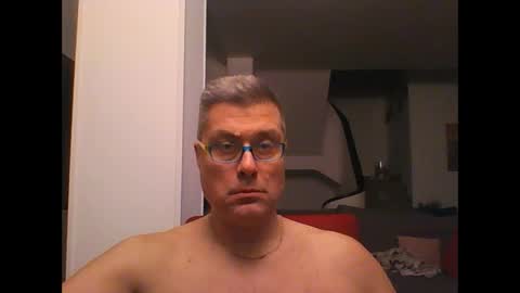 Snapshot of prendimisubito chatting on 12-27-24, 12:39 prendimisubito online show from 12-27-24, 12:39