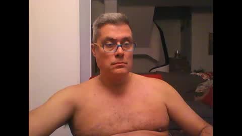 Snapshot of prendimisubito chatting on 01-05-25, 01:56 prendimisubito online show from 01-05-25, 01:56