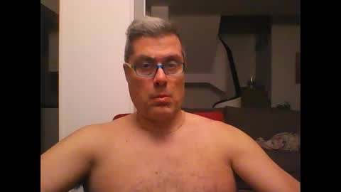 Snapshot of prendimisubito chatting on 01-15-25, 12:51 prendimisubito online show from 01-15-25, 12:51