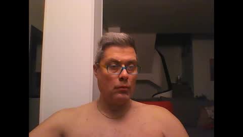 Snapshot of prendimisubito chatting on 01-31-25, 01:43 prendimisubito online show from 01-31-25, 01:43