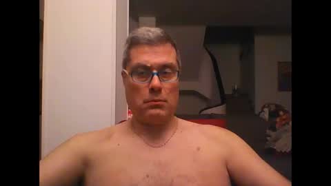 Snapshot of prendimisubito chatting on 03-04-25, 12:18 prendimisubito online show from 03-04-25, 12:18