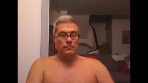 Snapshot of prendimisubito chatting on 09-17-25, 12:34 prendimisubito online show from 09-17-25, 12:34