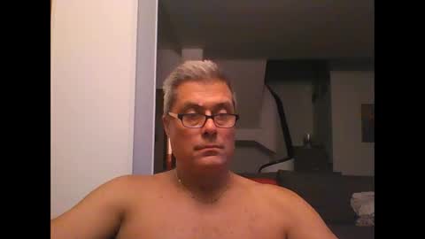 Snapshot of prendimisubito chatting on 09-21-25, 09:05 prendimisubito online show from 09-21-25, 09:05