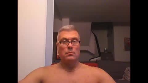 Snapshot of prendimisubito chatting on 09-28-25, 10:04 prendimisubito online show from 09-28-25, 10:04