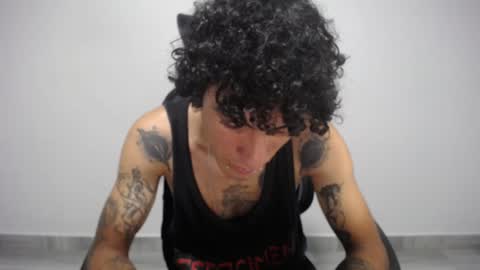 Plux online show from 01-31-25, 05:09