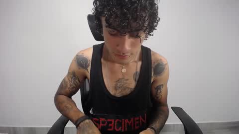 Plux online show from 02-13-25, 02:56