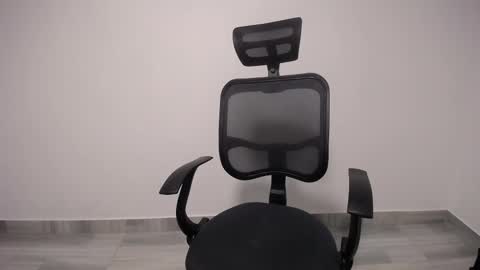 Plux online show from 02-27-25, 11:37