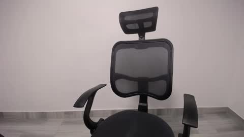 Plux online show from 03-04-25, 04:17