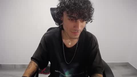 Plux online show from 03-07-25, 03:29