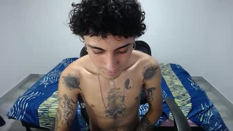 Plux online show from 10-21-25, 06:41