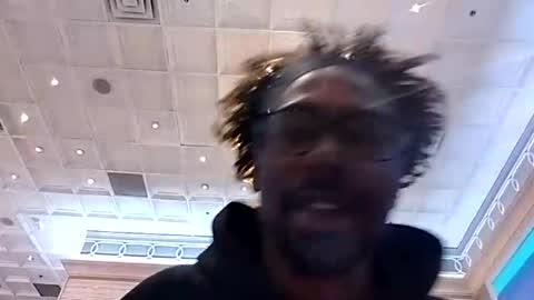 Libra Lamont online show from 10-16-25, 12:44